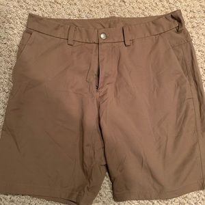 Lululemon khaki colored men's shorts sz 34